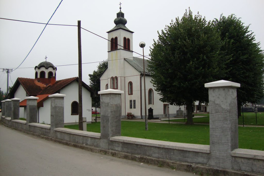 Svešteniku ukradeno zlato vrijedno 5.000