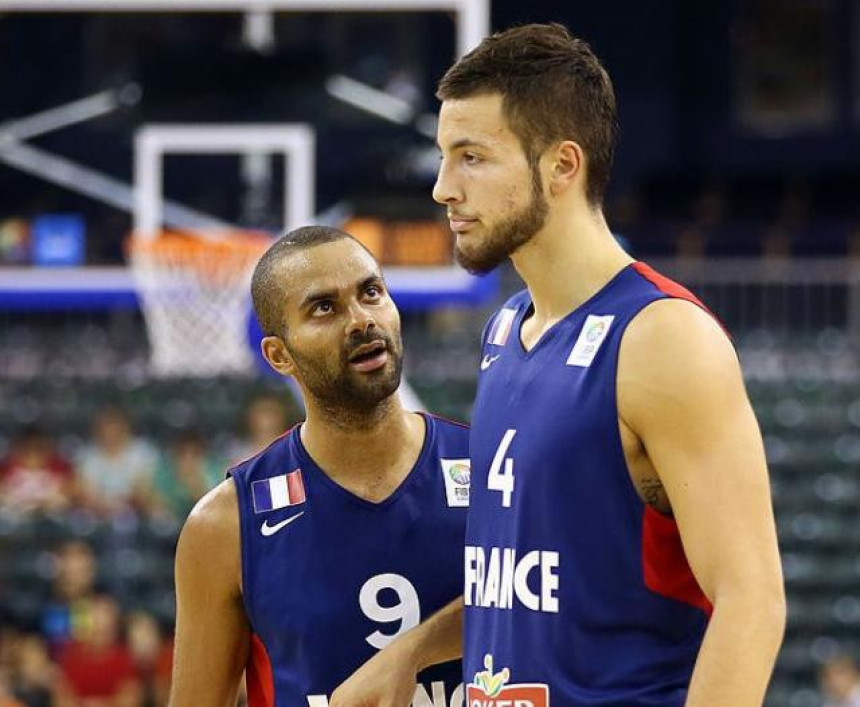 Lovernj: Parker je "pogurao" Sparse da me potpišu!