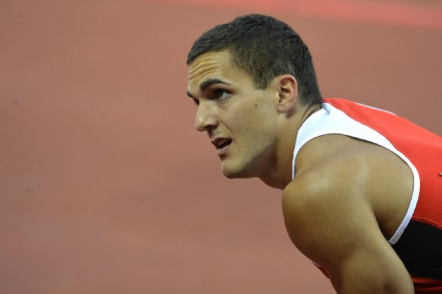 Švajcarci izbacili atletičara iz tima zbog rasizma!