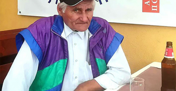 Vlastitu sahranu pravio u kafani