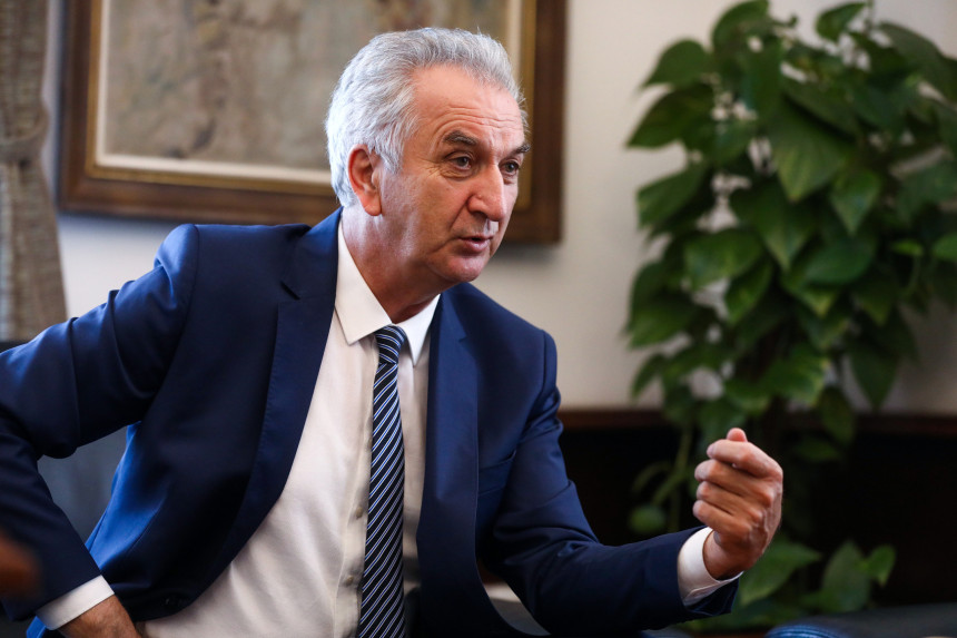 Šarović poručuje: Biće iznenađenja