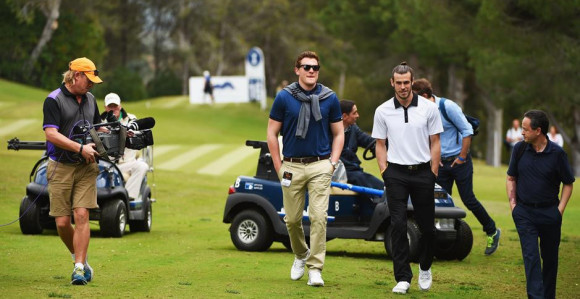 Zidan uzeo metlu u ruke, Bejl dohvatio štap za golf!