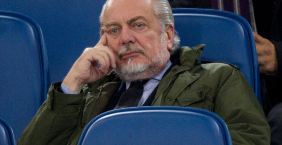 De Laurentis: Od sad klauzula samo za strance!