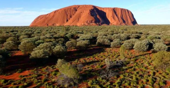 Uluru snimljena dronom prvi put u istoriji