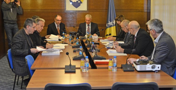 Preglasavanje Srba u CIK-u postalo praksa