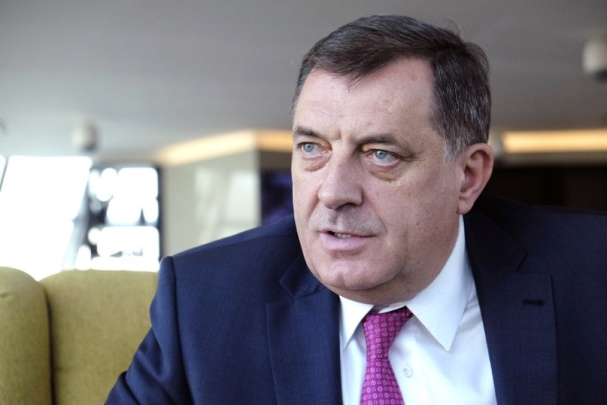 Dodik pomaže obnovu 30 škola