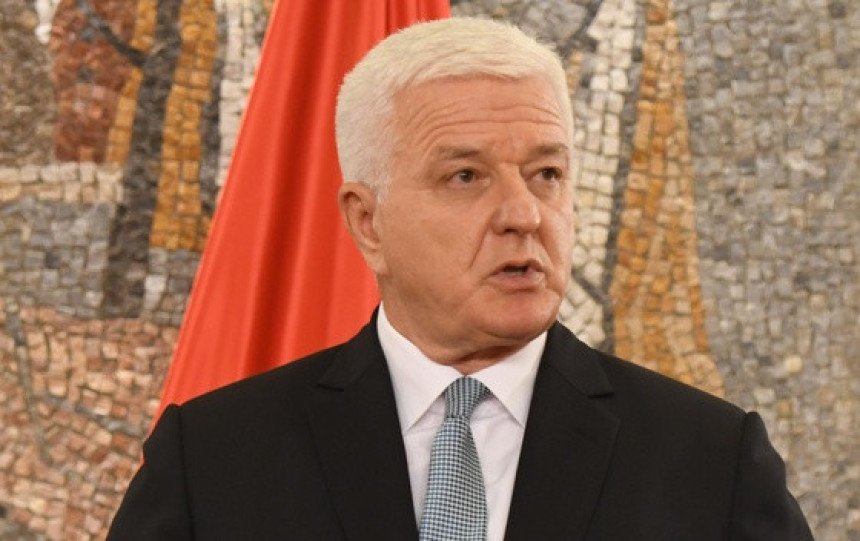 Premijer dobio prijetnje