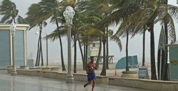 Удар најјачег урагана: Доријан погодио Бахаме