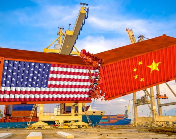 Америка увела нове трговинске тарифе Кинезима
