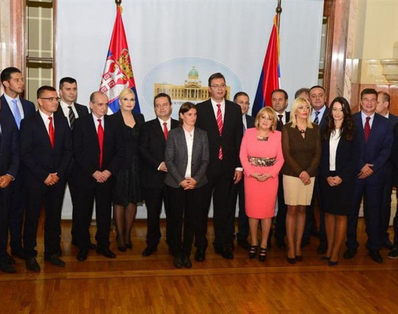 Leti pola Vlade: Nova pobjeda - novi ministri! 