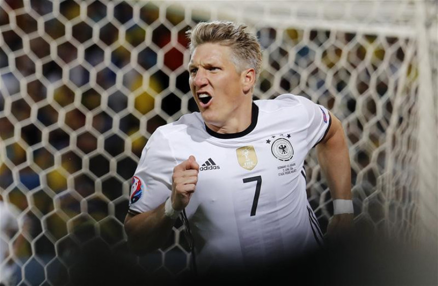 Dalas zove Švajnija!