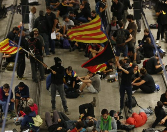 Haos u Kataloniji, blokirali puteve