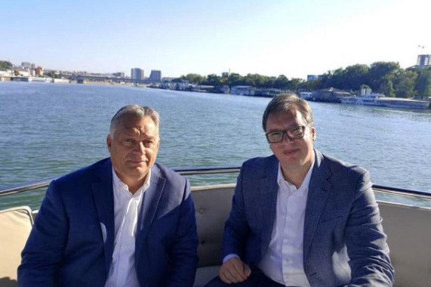 Iznenadni susret Vučića i Orbana u Beogradu