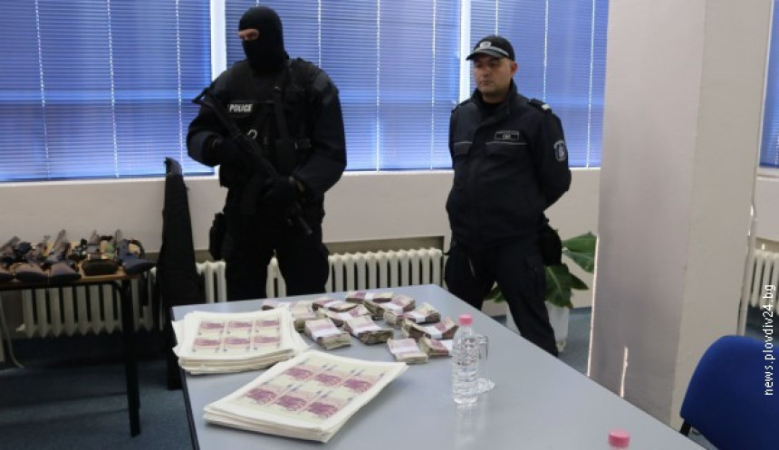 Ronioci pronašli 14 miliona lažnih evra