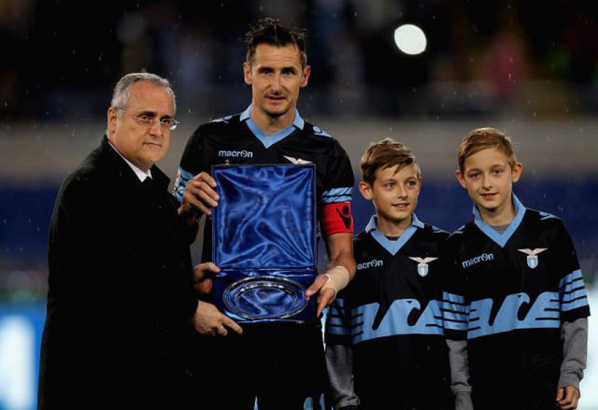 Video - Golmani, odahnite: Klose ide u penziju!