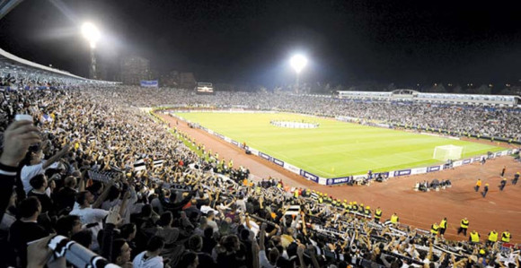 Partizan: "Jedan ružan povik - NAPOLJE"!