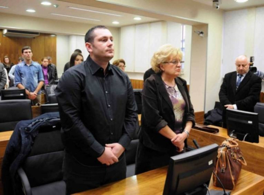 Nenad Radinković pod budnim okom