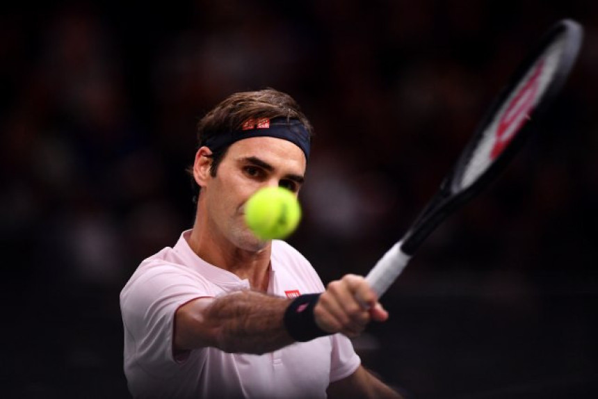 Pariz: Federer se plasirao u 1/4-finale i prestigao Nadala!