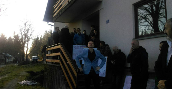 Policija direktora uvodila u firmu!