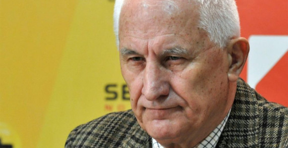 Bećković ne može u Crnu Goru