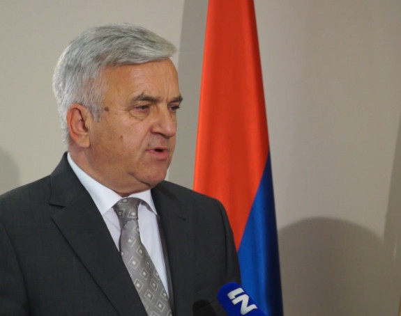 Tvrdi: SNSD može postavljati uslove