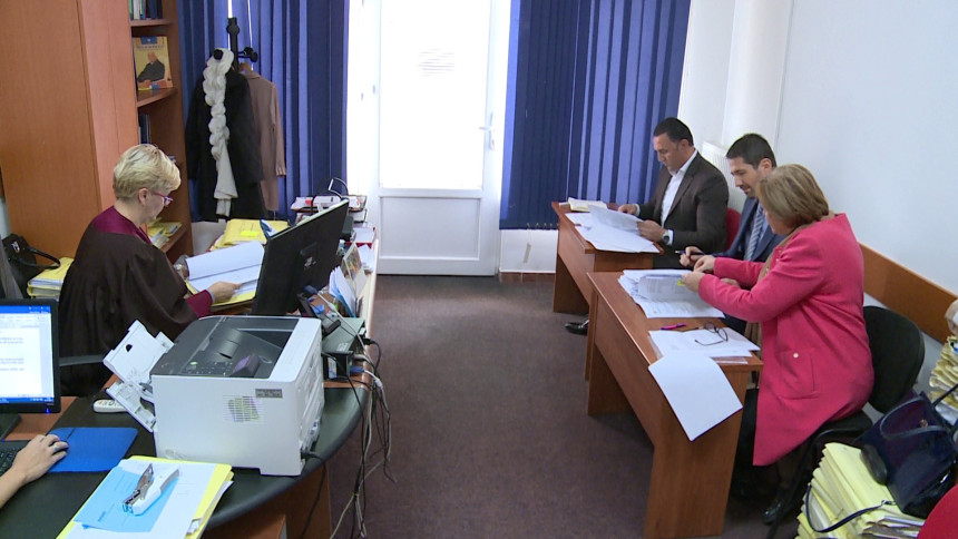 "Birač" potražuje 15,3 miliona KM