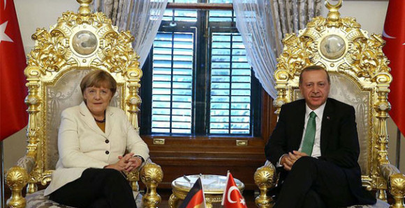 Erdogan traži podršku Angele Merkel