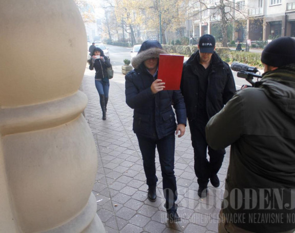 Hadžić i Zulum predati Tužilaštvu KS-a