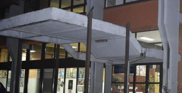 Stariji đaci mučili prvačiće