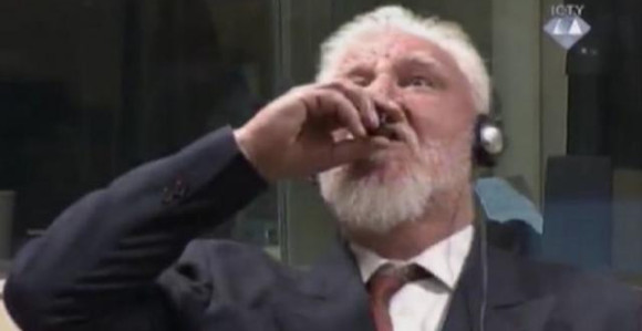 Praljak se otrovao cijanidom