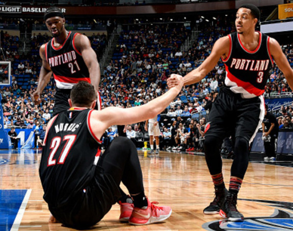 Nurkić odličan u porazu Blejzersa!