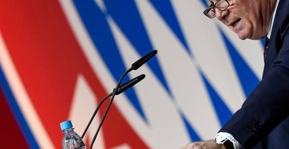 Bura na skupštini Bajerna, Henes na udaru!