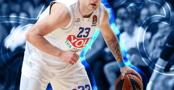 Potvrđeno: Omić oblači Armani!