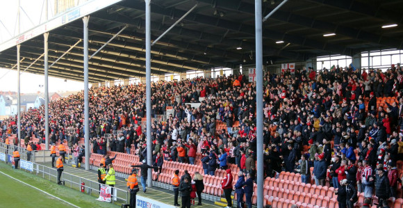 Sanderlend potonuo, navijači ne odustaju!