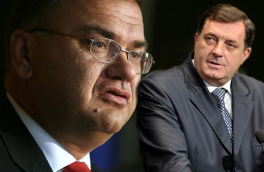 Ivanić: Dodik je pobrkao referendume
