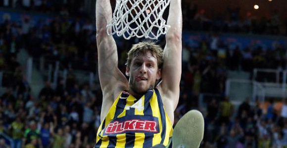 Video - EL: Jan Veseli je MVP januara!