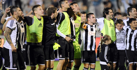 Партизан због Андрије продаје ОБА нападача!