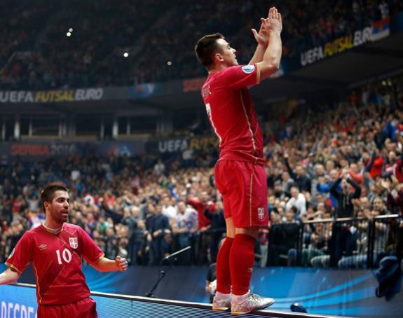 ЕП: 1/4-финале на дохват руке - Србија згромила Словенију у Арени!