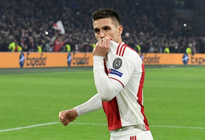 HOL: Veče aplauza u Amsterdamu! Tadić opet pogodio!
