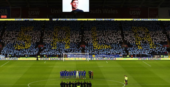 PL: Minut ćutanja, dva gola i pobjeda za Salu!