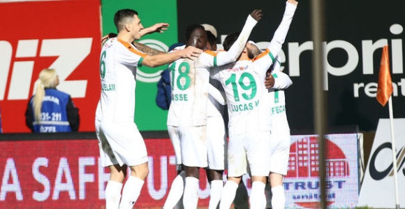 TUR: Zvezdina želja ubila Galatine šampionske ambicije!