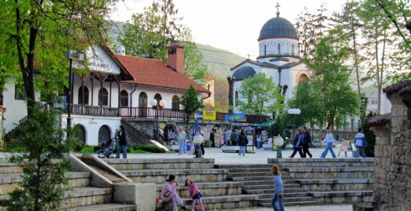 Majka ubila dijete, a zatim se objesila