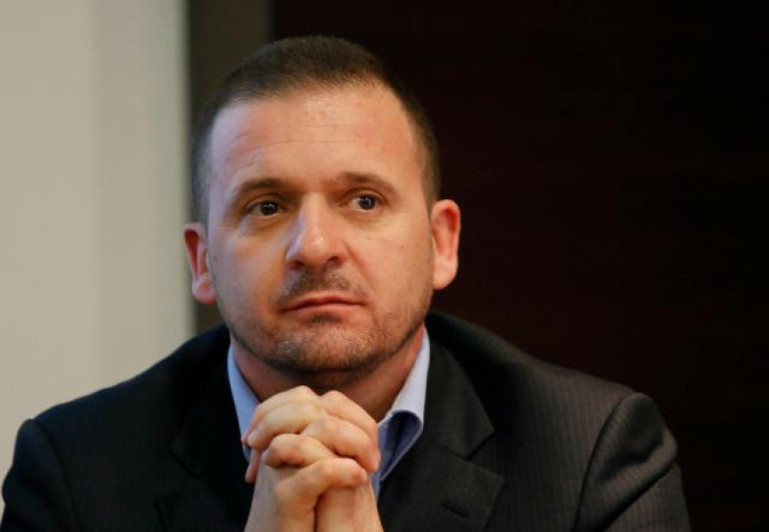Intervju - video: "Sve, druže, dobro radiš, ali život je nešto drugo..."!