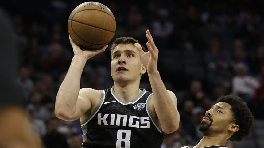 Sjajni Bogdanović predvodio Sakramento!