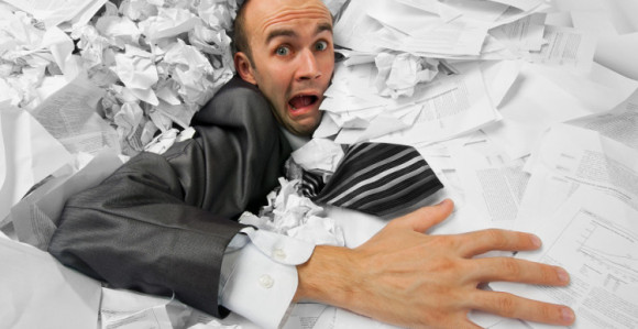 Привреда пуца под ударом 561 намета