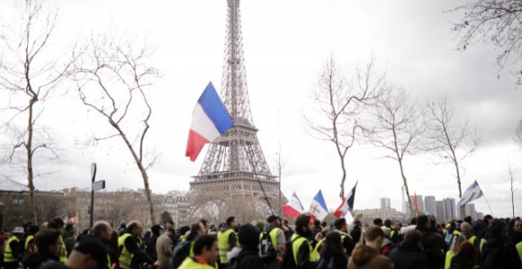 Novi, 16. protest "žutih prsluka"