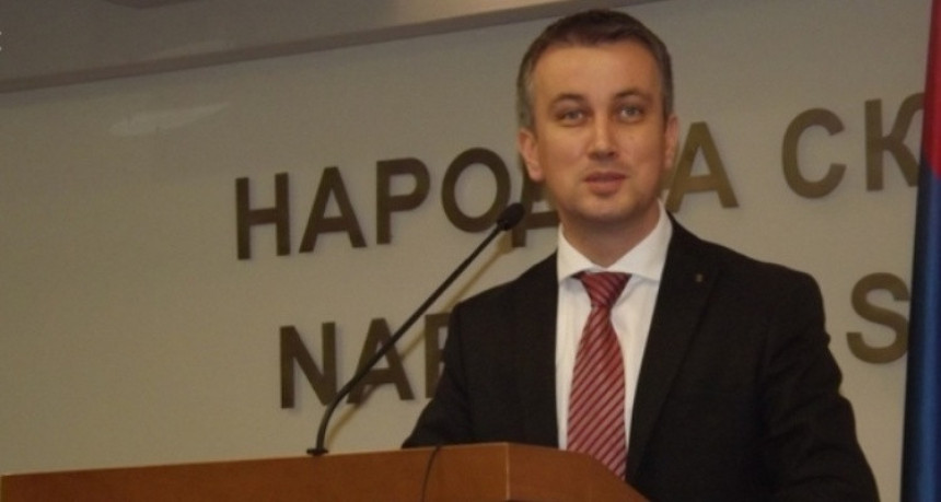 Tužioce da ne biraju korumpirane elite