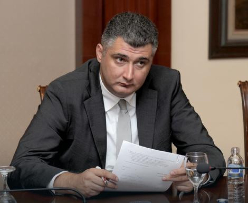 ''Сомови, не пецајте се''