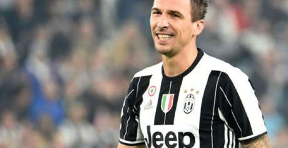 Evra zove Mandžukića, Marselj nudi ono što Juventus ne može!