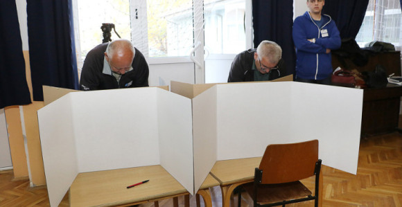 ''Vučić pobjednik, Beli zvijezda''